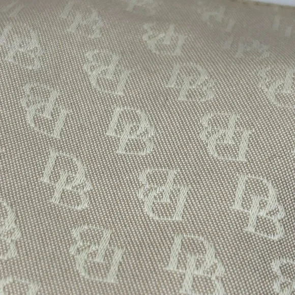 Vintage Dooney and Bourke Beige/White Small Hobo Bag NWOT Bag - Picture 2 of 8